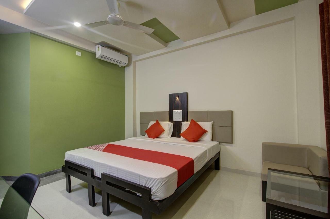 Oyo 39568 Alekha Gateway Hotel Sirsi Buitenkant foto