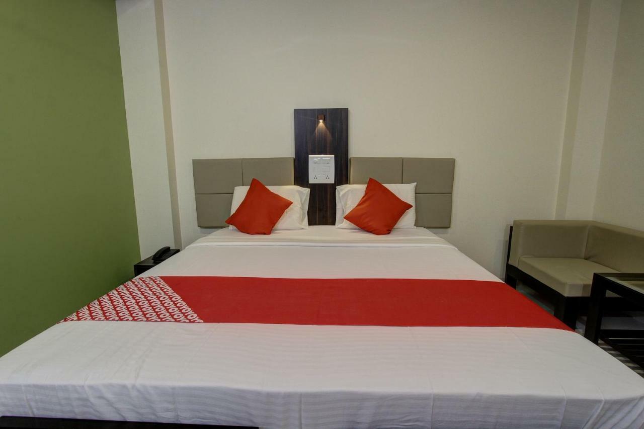 Oyo 39568 Alekha Gateway Hotel Sirsi Buitenkant foto